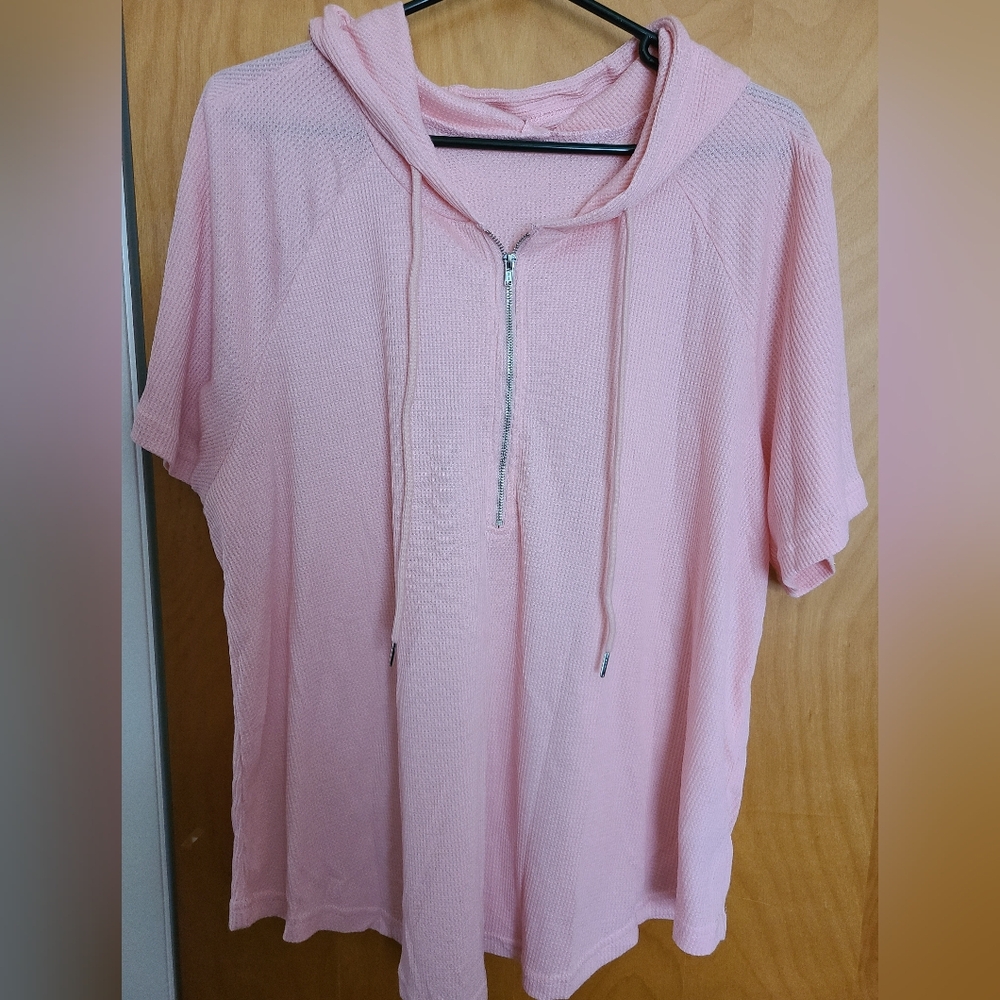 Women's Pink Hooded Short Sleeve Pullover